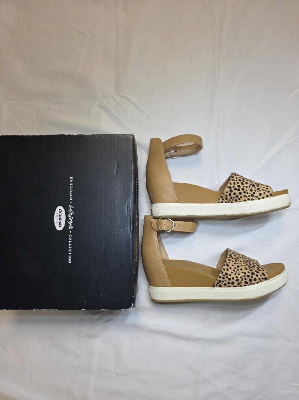 Dr. Scholl's Show Off Tan with Cheetah Print Wedge Sandals Women's Size 10